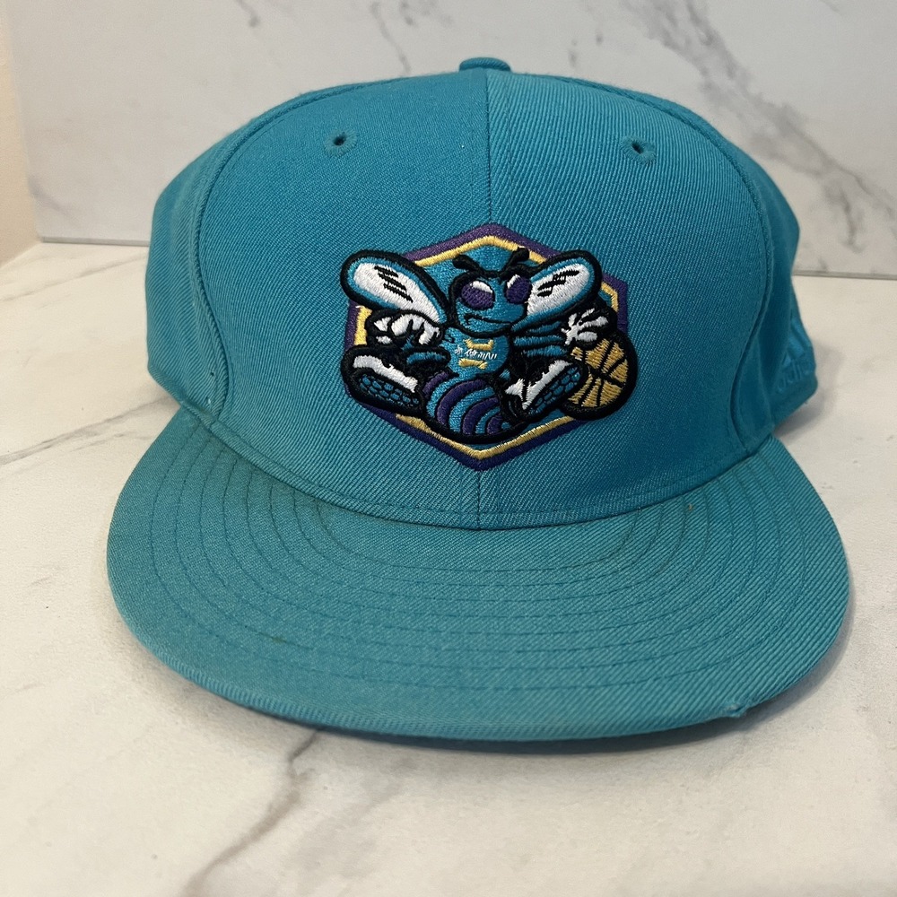 Charlotte Hornets Hat Adidas NBA Fitted Teal Flat Brim Cap AS IS (7 3/4)